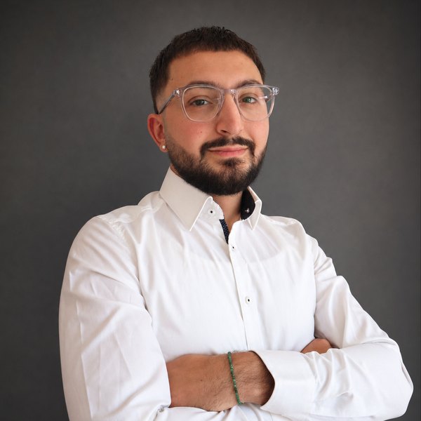 Flavio Rizzato, gelernter Schreiner
